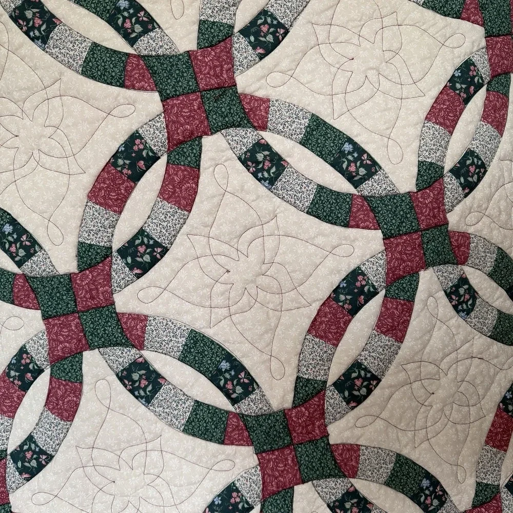 VTG‎ Double Wedding Ring Design Quilt Thick Cottage Core Granny 101